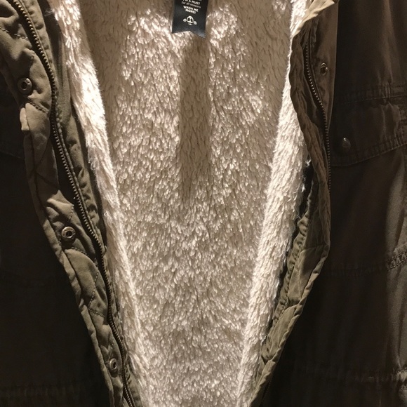 Talula/Aritzia Winter Jacket - Picture 6 of 6